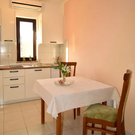 Πανσιόν Krsevan 3*